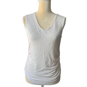 Jaqueline Smith White Sleeveless Top